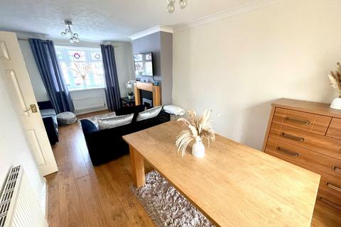 99 Bealeys Avenue, Wednesfield, Wolverhampton, WV11 1EP