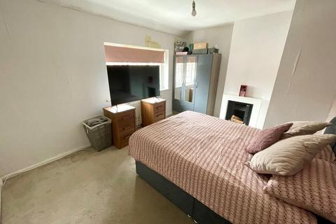 99 Bealeys Avenue, Wednesfield, Wolverhampton, WV11 1EP