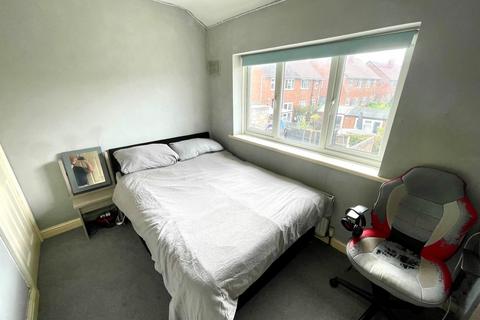 99 Bealeys Avenue, Wednesfield, Wolverhampton, WV11 1EP