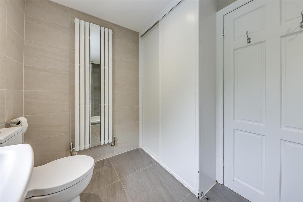 En Suite Alt
