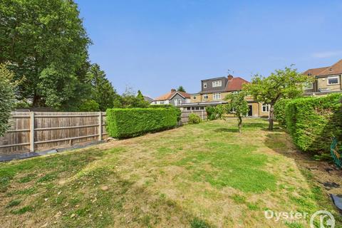 5 bedroom semi-detached house for sale, Ilmington Road, Harrow, HA3
