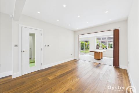 5 bedroom semi-detached house for sale, Ilmington Road, Harrow, HA3