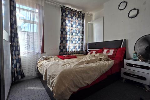undefined, Worcester Road, Manor Park, E12 5JX