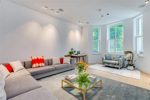 3 bedroom maisonette to rent, Norland Square, London W11