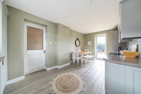 3 bedroom semi-detached house for sale, Hillcrest Road, Gloucestershire GL5