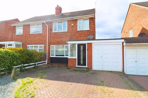 3 bedroom semi-detached house for sale, Edinburgh Drive, Rushall