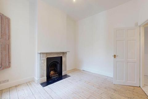 2 bedroom flat for sale, Sewdley Street, Hackney, London E5
