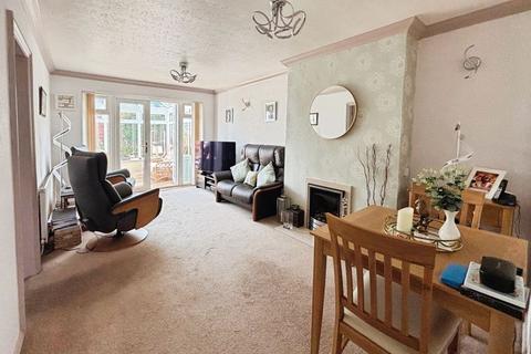 3 bedroom semi-detached house for sale, Dumblederry Lane, Walsall, WS9 0DH