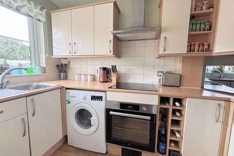 2 bedroom terraced house for sale, Harrier Close, Lee-On-The-Solent, PO13