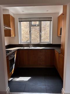 2 bedroom apartment to rent, Swanage