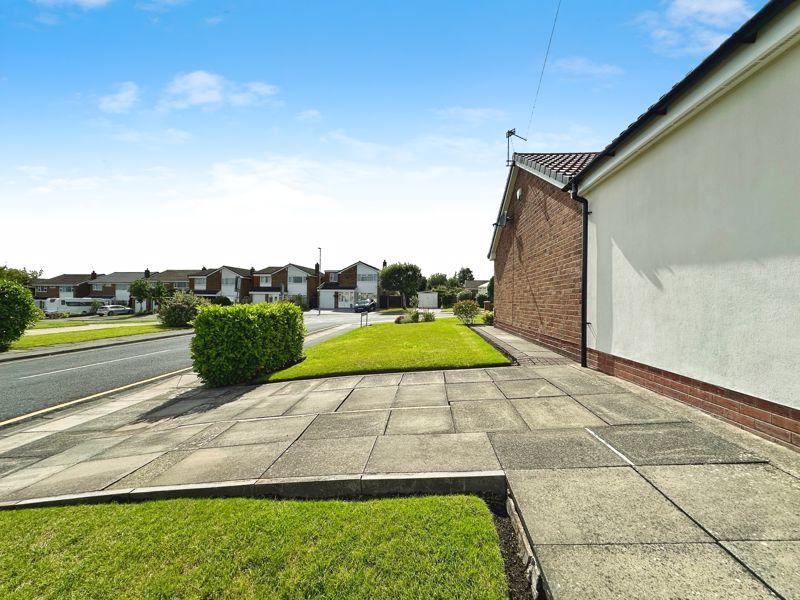 Side driveway