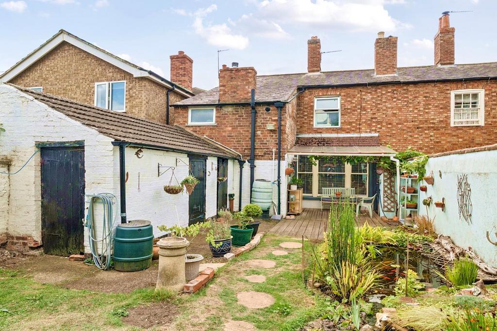 REAR OF THE PROPERTY.jpg