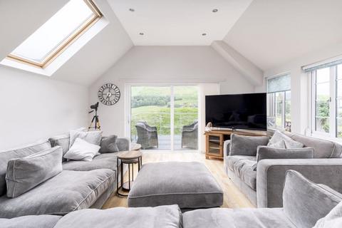 5 bedroom end of terrace house for sale, 7 Castlehill Courtyard, Kirkton Manor, Peebles, EH45 9JN