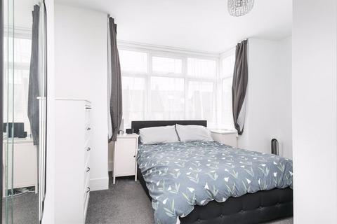 68 Churchill Road, South Croydon, CR2 6HB
