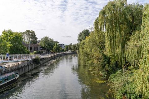 2 bedroom apartment for sale, Fitzgerald Place, Cambridge, CB4