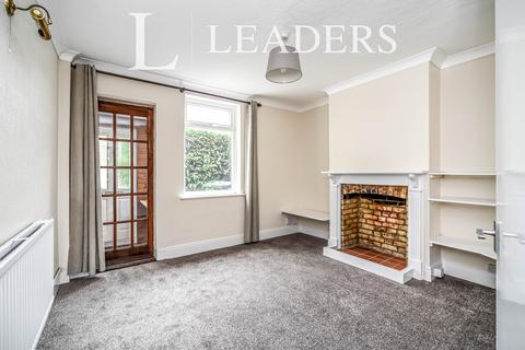 2 bedroom semi-detached house to rent, Banks Road, Biggleswade, SG18 0DY