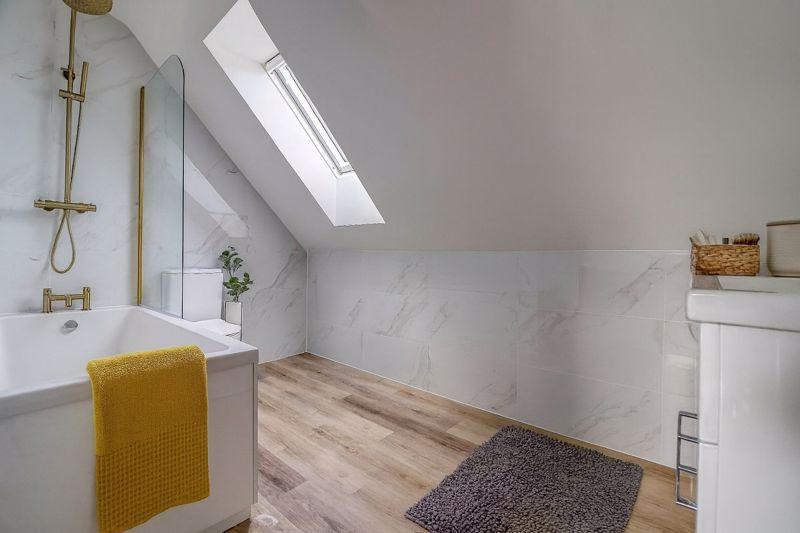 Bedroom Two En-Suite