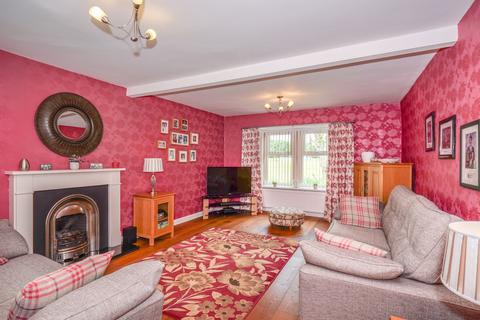 15 Annanside, Moffat, DG10 9HB