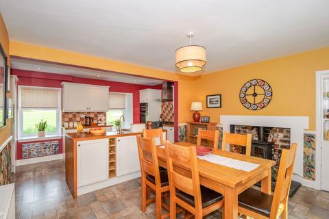 15 Annanside, Moffat, DG10 9HB