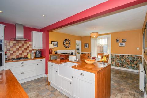 15 Annanside, Moffat, DG10 9HB