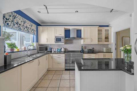 undefined, Shirley, Croydon CR0