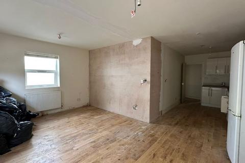 2 bedroom flat for sale, Flat 1, 22 Forest Hill Road, Southwark, London, SE22 0RR