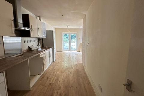2 bedroom flat for sale, Flat 1, 22 Forest Hill Road, Southwark, London, SE22 0RR