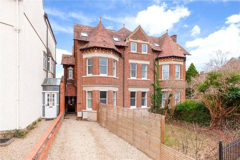 Woodstock Road, Oxford, Oxfordshire, OX2