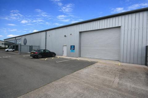 Warehouse to rent, Roman Way Warminster BA12 8SP