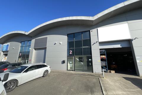 Warehouse to rent, Solar Way Amesbury SP4 7SZ