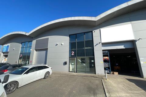 Warehouse to rent, Solar Way Amesbury SP4 7SZ