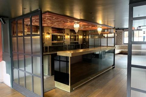 Restaurant to rent, 238-240 High St Epping CM16 4AP