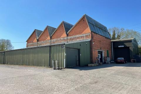 Warehouse to rent, Salisbury Rd Tidworth SP9 7UN
