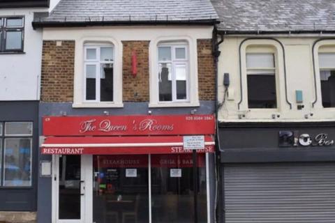 Restaurant to rent, 69 Queens Rd Buckhurst Hill IG9 5BW