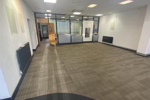 Office to rent, 11-13 The Broadway Loughton IG10 3SW