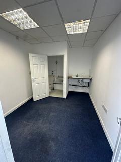 Warehouse to rent, Mimram Rd Hertford SG14 1NN