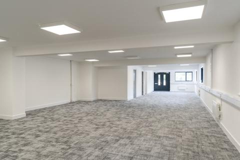 Warehouse to rent, 5 Wharf Ln Basildon SS16 4SW