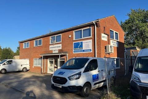 Warehouse to rent, Littlemead Industrial Estate Cranleigh GU6 8ND