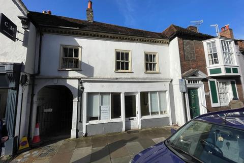 Retail property (high street) to rent, 91 Castle St Salisbury SP1 3SP