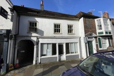 Retail property (high street) to rent, 91 Castle St Salisbury SP1 3SP