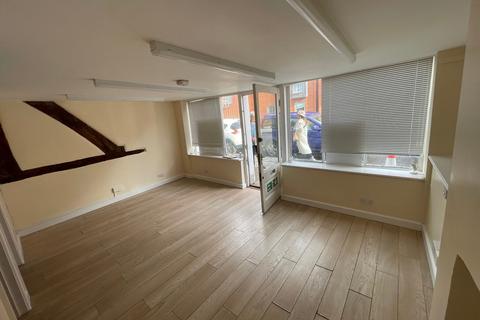Retail property (high street) to rent, 91 Castle St Salisbury SP1 3SP