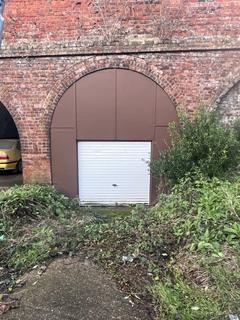 Distribution warehouse to rent, 8 Landgate Rye TN31