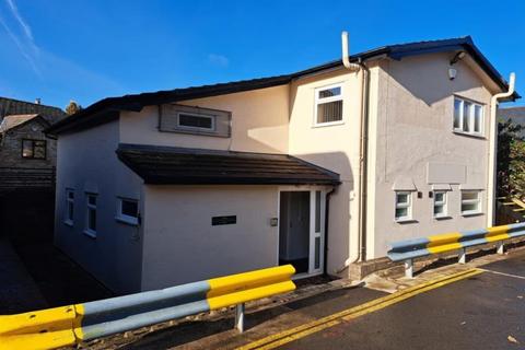 Office to rent, 2 Station Road Abergavenny NP7 5HZ