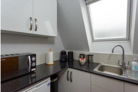 Office to rent, 102-104 Church Rd Teddington TW11 8PY