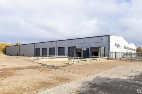 Distribution warehouse to rent, Ravens Way Northampton NN3 9UD