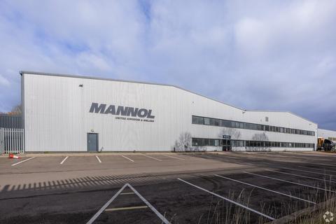 Distribution warehouse to rent, Ravens Way Northampton NN3 9UD