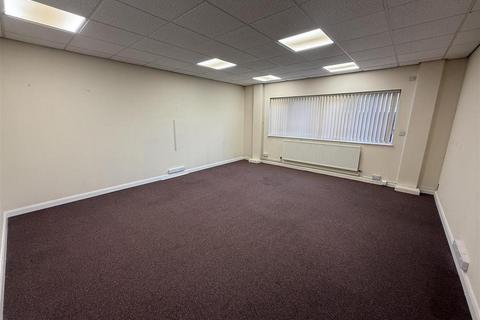 Office to rent, Ivy St Birkenhead CH41 5EF