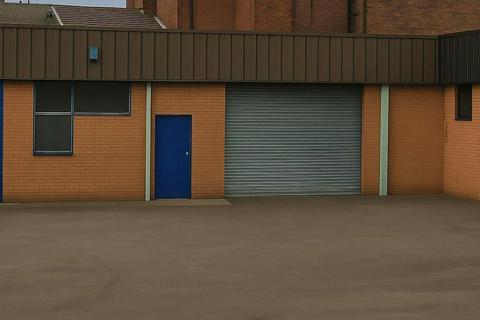 Warehouse to rent, Lord Byron Sq Salford M50 2XH