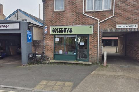 Retail property (high street) to rent, Avenue Rd Freshwater PO40 9UU