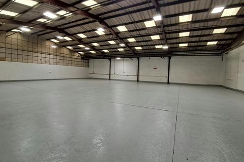 Warehouse to rent, Arrowhead Rd Reading RG7 4AD